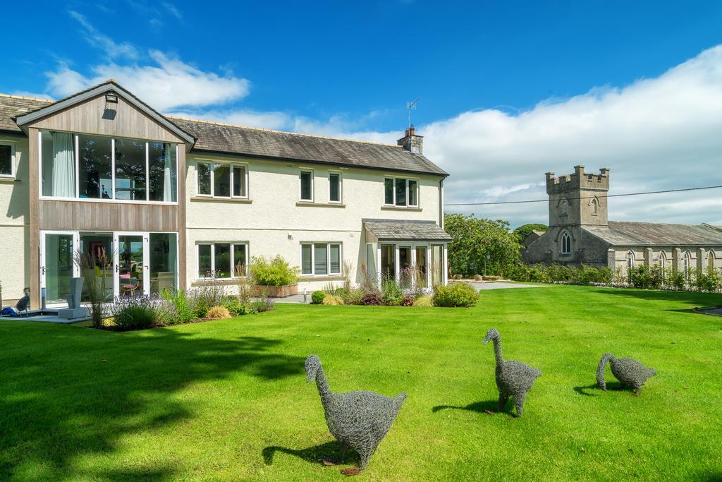 Church Lane House Карнфорт Екстериор снимка